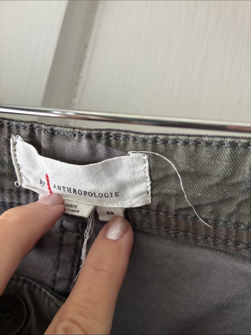 Anthropologie Women’s Camo Cargo Shorts - Olive & Navy - Picture 2 of 3